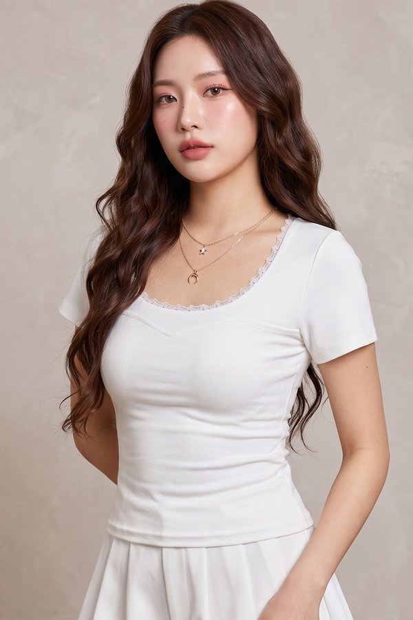 Cordelia Padded Top White *PLUSH*