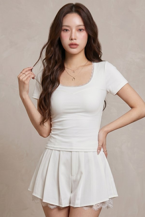 Cordelia Padded Top White *PLUSH*