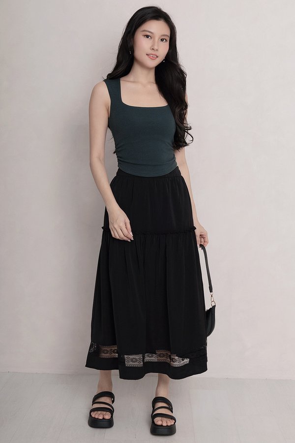 Vida Crochet Trim Skirt Black