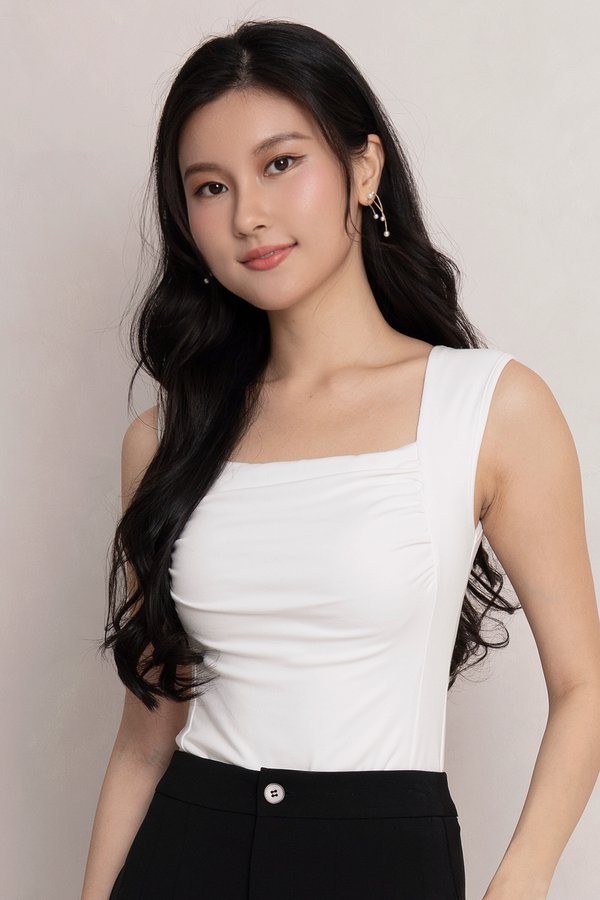 Aurelia Padded Top White *PLUSH*