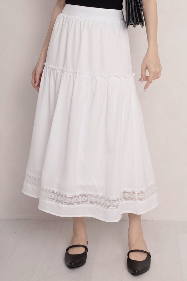 Vida Crochet Trim Skirt White