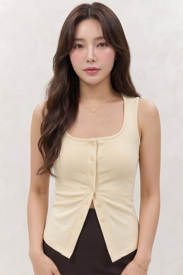 Alma Padded Top Buttermilk *PLUSH*
