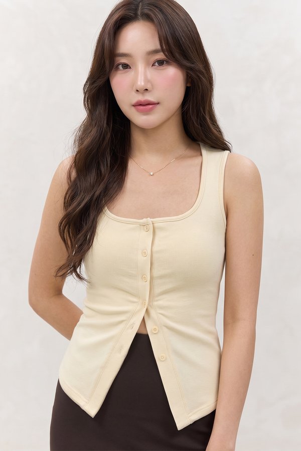 Alma Padded Top Buttermilk *PLUSH*