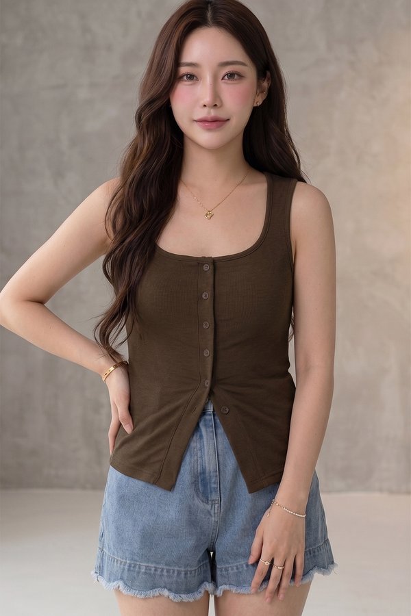 Alma Padded Top Dark Cocoa *PLUSH*