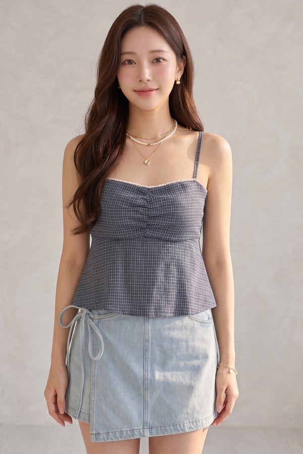 Lumi Padded Top Navy Plaids