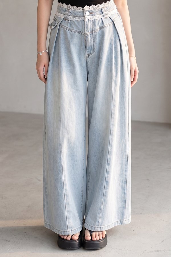 Reagan Lace Trim Denim Jeans Light Wash