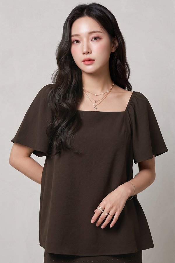 Sarina Top Dark Brown