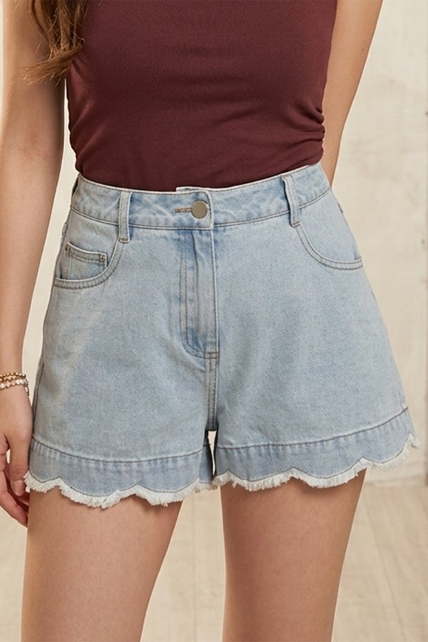 Jacinta Scallop Hem Denim Shorts Light Wash