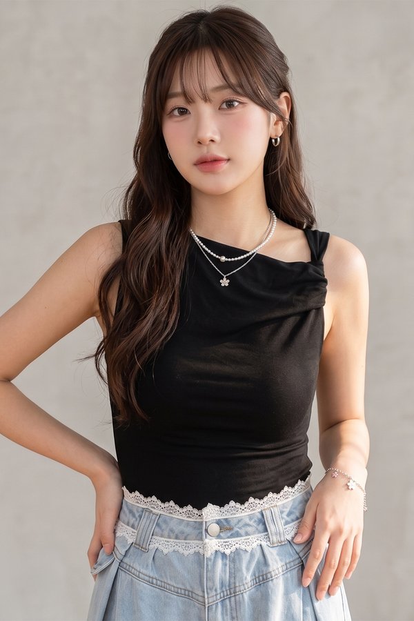 Cecilla Padded Top Black *TOFU*