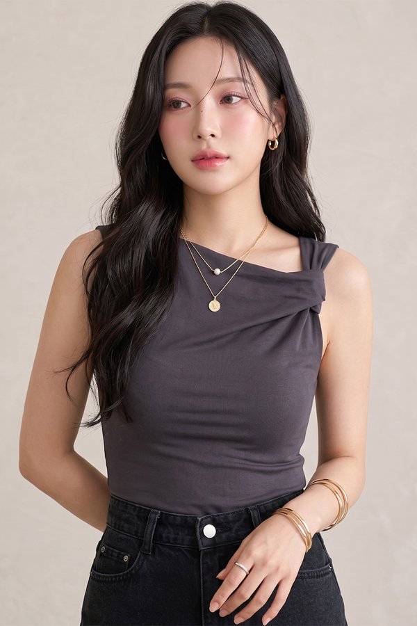 Cecilla Padded Top Dark Grey *TOFU*