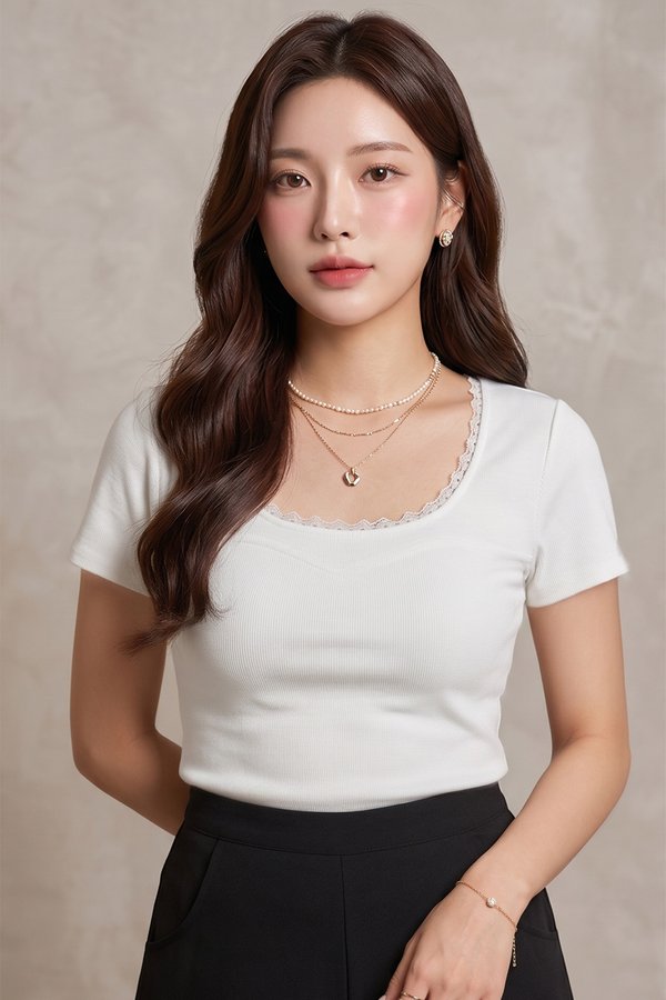 Cordelia Padded Top White *PLUSH*