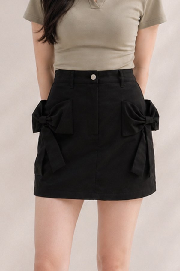 Grettia Soft Denim Skorts Black