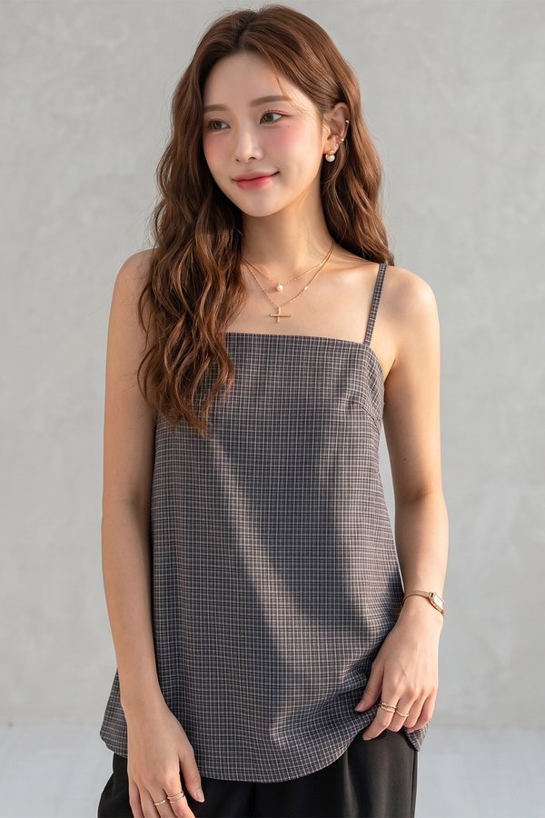 Marina Top Black Plaids