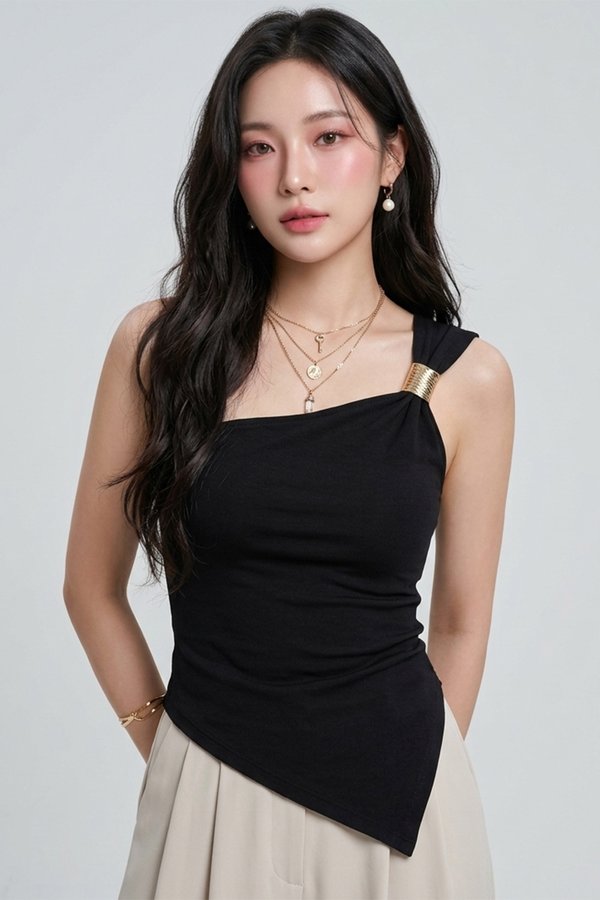Luna Padded Top Black *PLUSH*