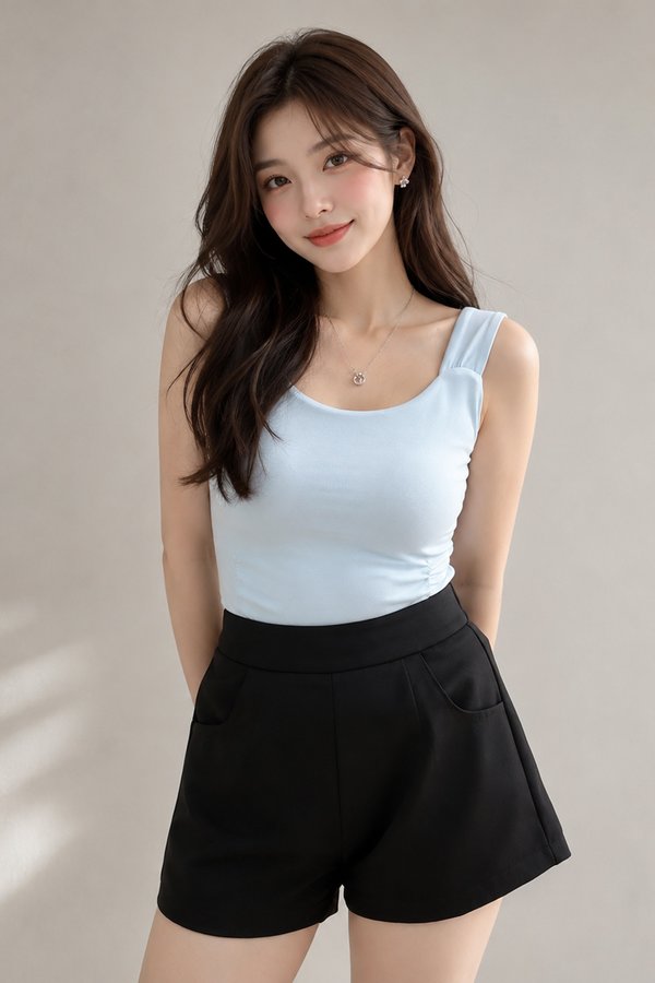 Torri Shorts Black