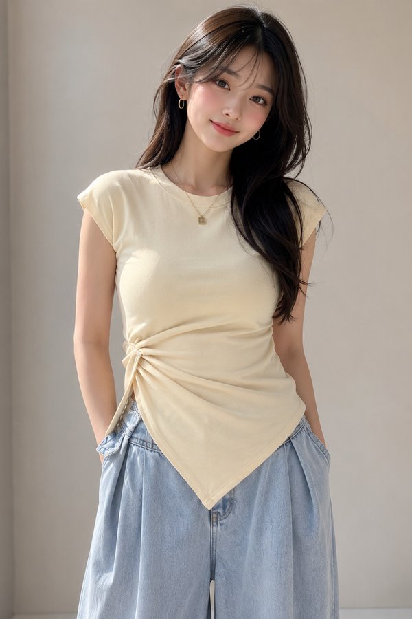Brissa Padded Top Buttermilk *PLUSH*