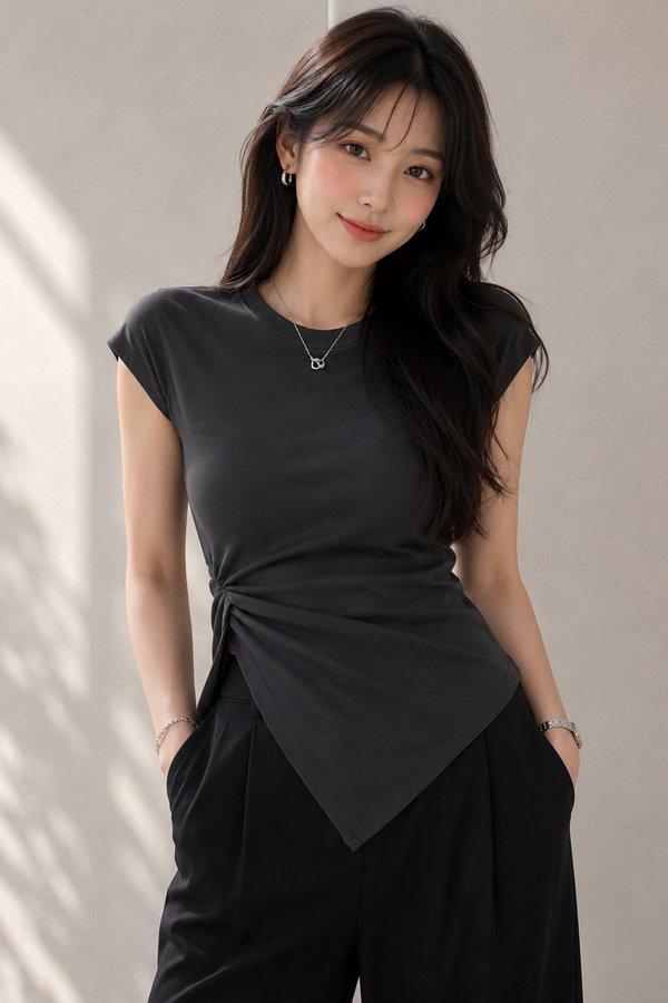 Brissa Padded Top Charcoal Grey *PLUSH*