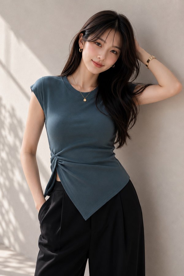 Brissa Padded Top Dusty Peacock *PLUSH*