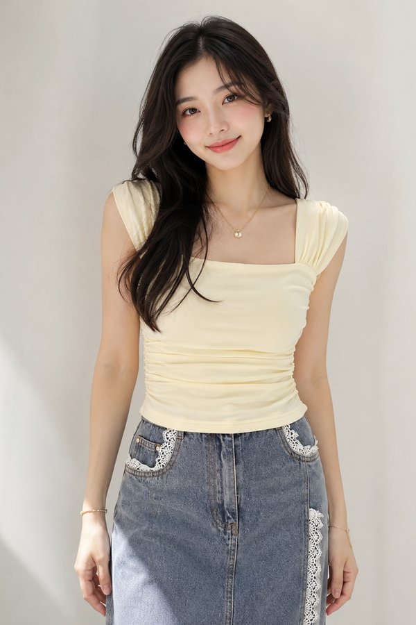 Moona Padded Top Buttermilk *PLUSH*