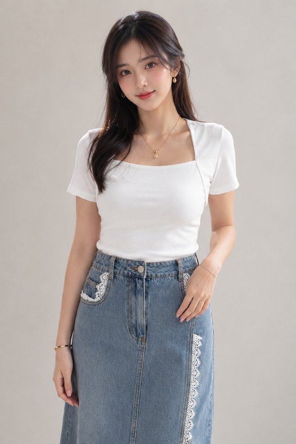Sorra Padded Top White *PLUSH*
