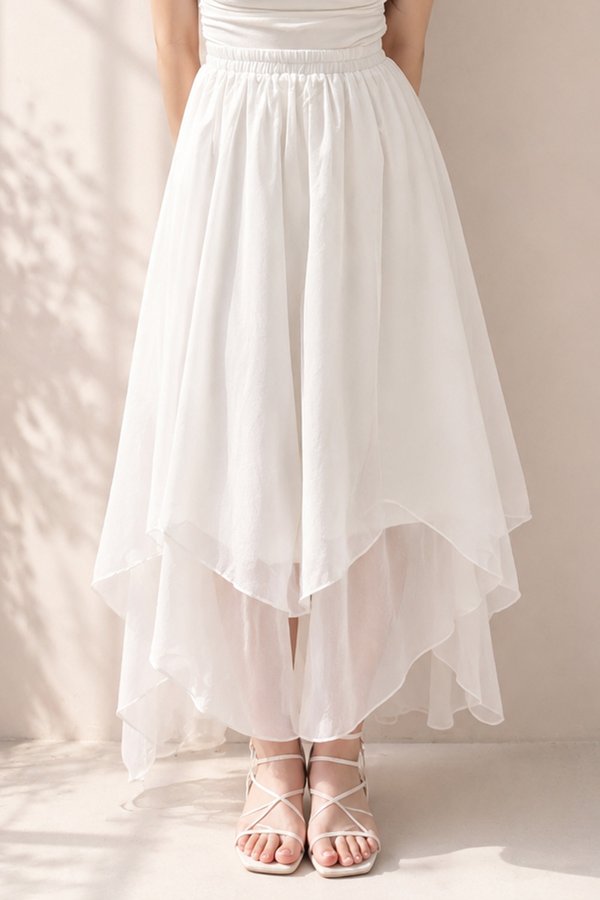 Herina Flowy Skirt White