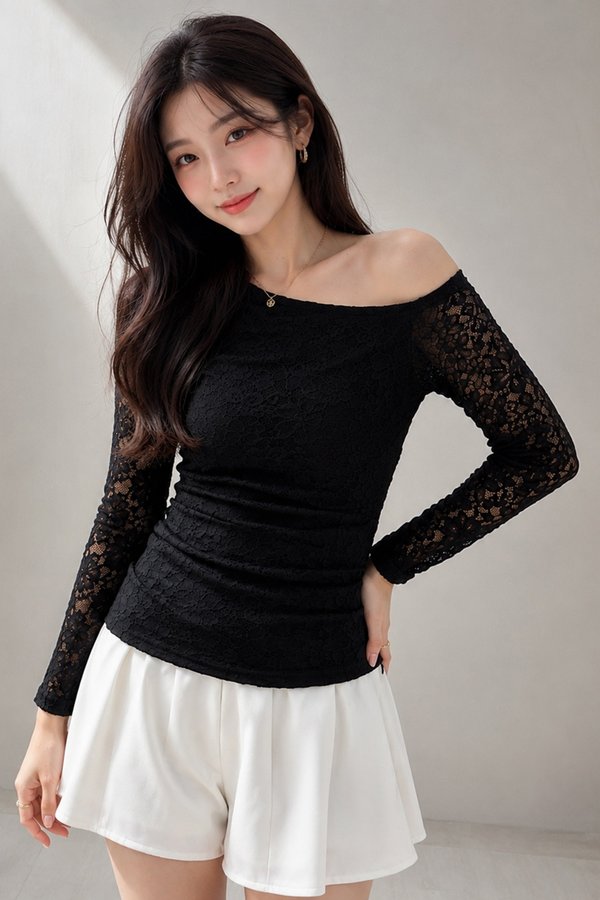 Romica Lace Padded Top Black