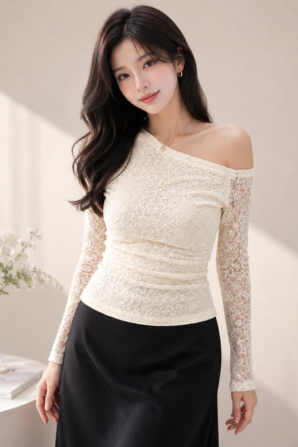 Romica Lace Padded Top Crème