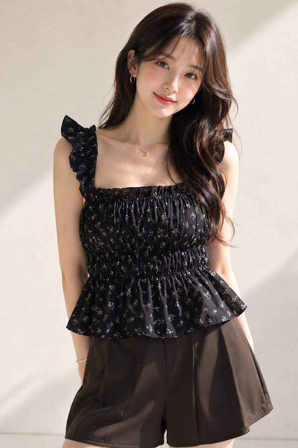 Eula Top Black Bouquet