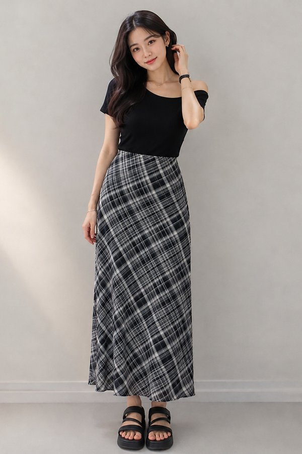 Tara Mesh Skirt Plaids