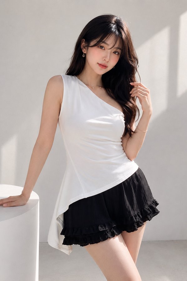 Arabella Padded Top White *PLUSH*