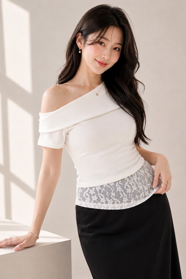 Kattie Padded Top White *PLUSH*