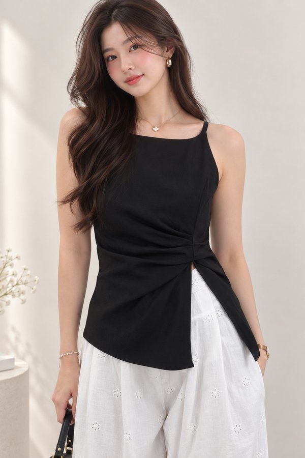 Yuri Linen Top Black