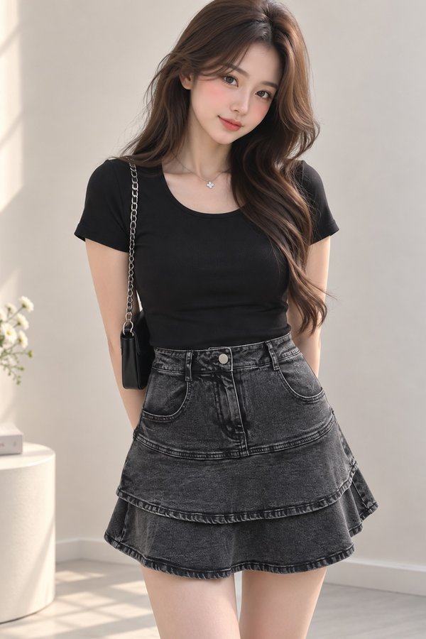 Leo Stretchy Denim Skorts Black Acid