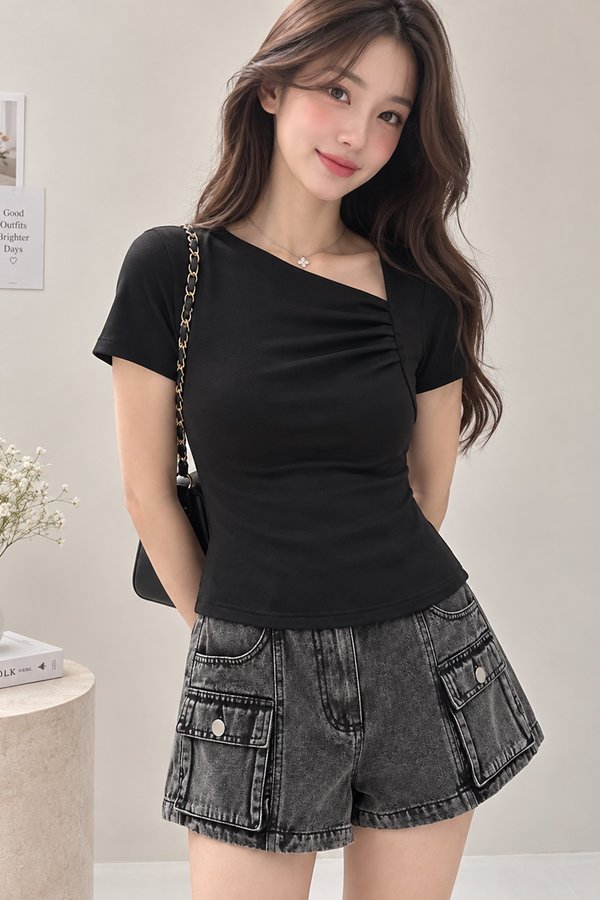 Ivy Padded Top Black *PLUSH*