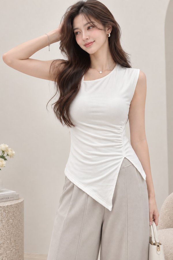 Polly Padded Top White *PLUSH*