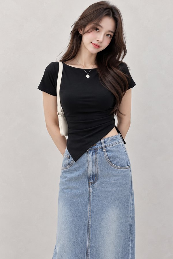 Sandra Padded Top Black *PLUSH*