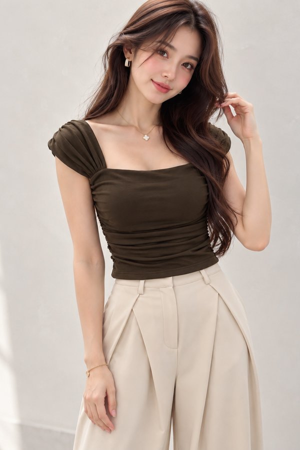 Moona Padded Top Dark Cocoa *PLUSH*